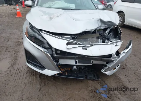 2025 Nissan Altima Sv Awd z USA, uszkodzony, nr VIN 1N4BL4DW4SN413590